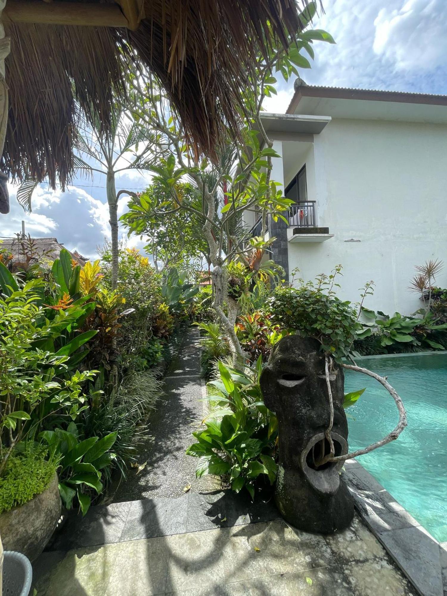 Nugraha Guest House 2 Ubud  Exterior photo