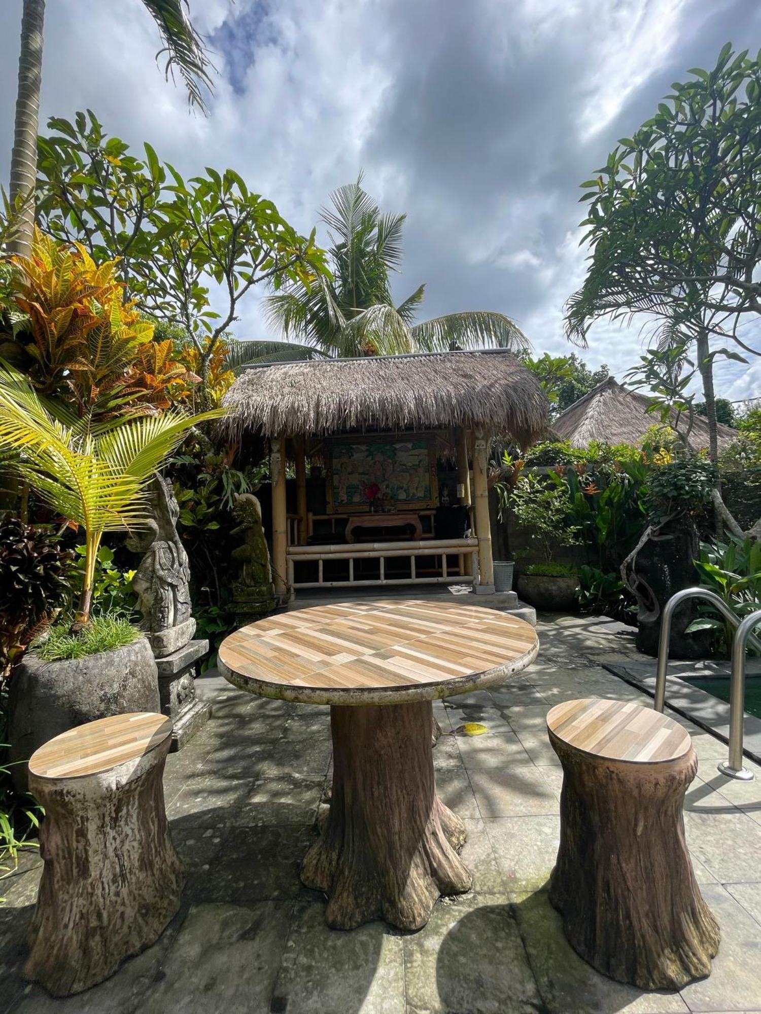 Nugraha Guest House 2 Ubud  Exterior photo